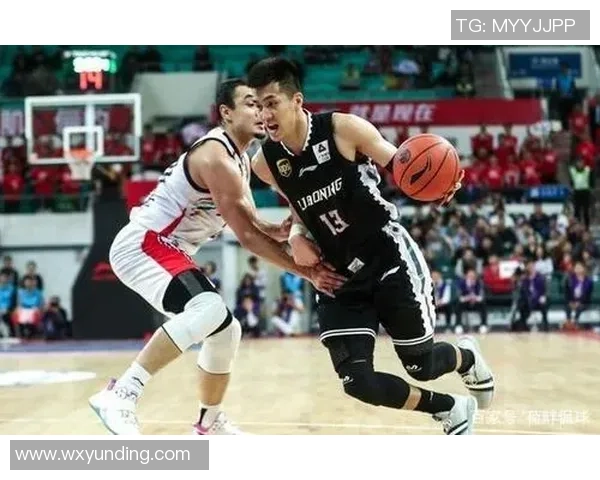 中国赛精彩对决热火与快船激烈碰撞引发球迷热议